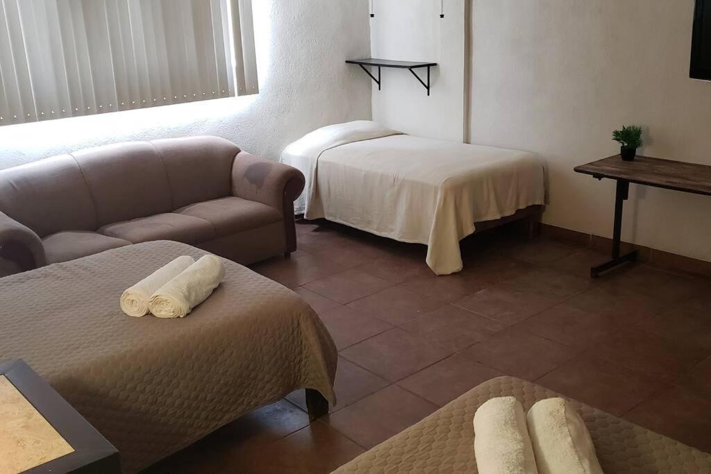 Departamento Grande Con 2 Recamaras Con Aire 5 Camas Wifi 115Mb, Cocina .Cochera Techada, #4 ซิวดัด วัลเลส ภายนอก รูปภาพ